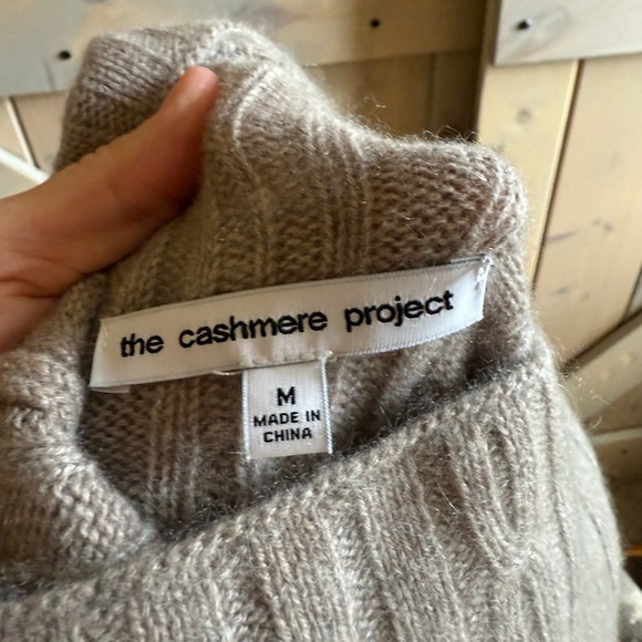 NWOT The Cashmere Project Cozy Ribbed Turtleneck Sweater - Picture 4 of 13